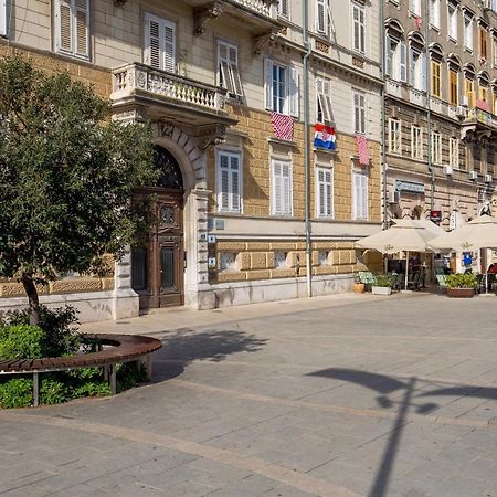 Apartament Art Teatro - Gustav Klimt Rijeka Zewnętrze zdjęcie