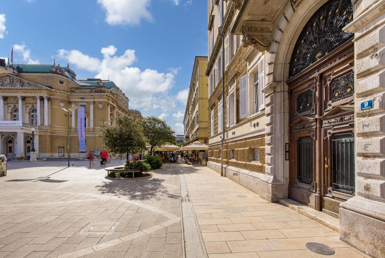 Apartament Art Teatro - Gustav Klimt Rijeka Zewnętrze zdjęcie